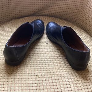 Black Adrienne Vittadini classic black loafers